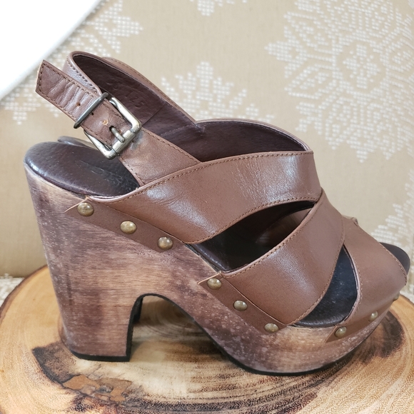 LEATHER CHUNKY WOOD PLATFORM STUDDED SANDALS - Picture 7 of 13